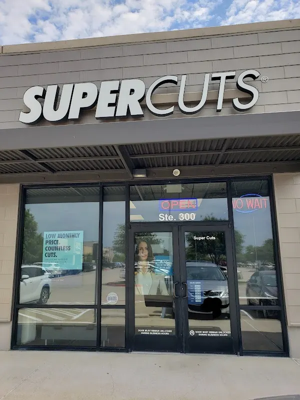 SUPERCUTS — Hair salon in College Station